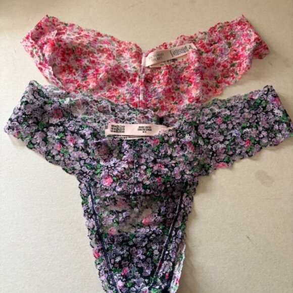 Victoria Secret Women's Size M Thong/String Hipster Panties Floral Set of 2 NWT - Picture 1 of 5